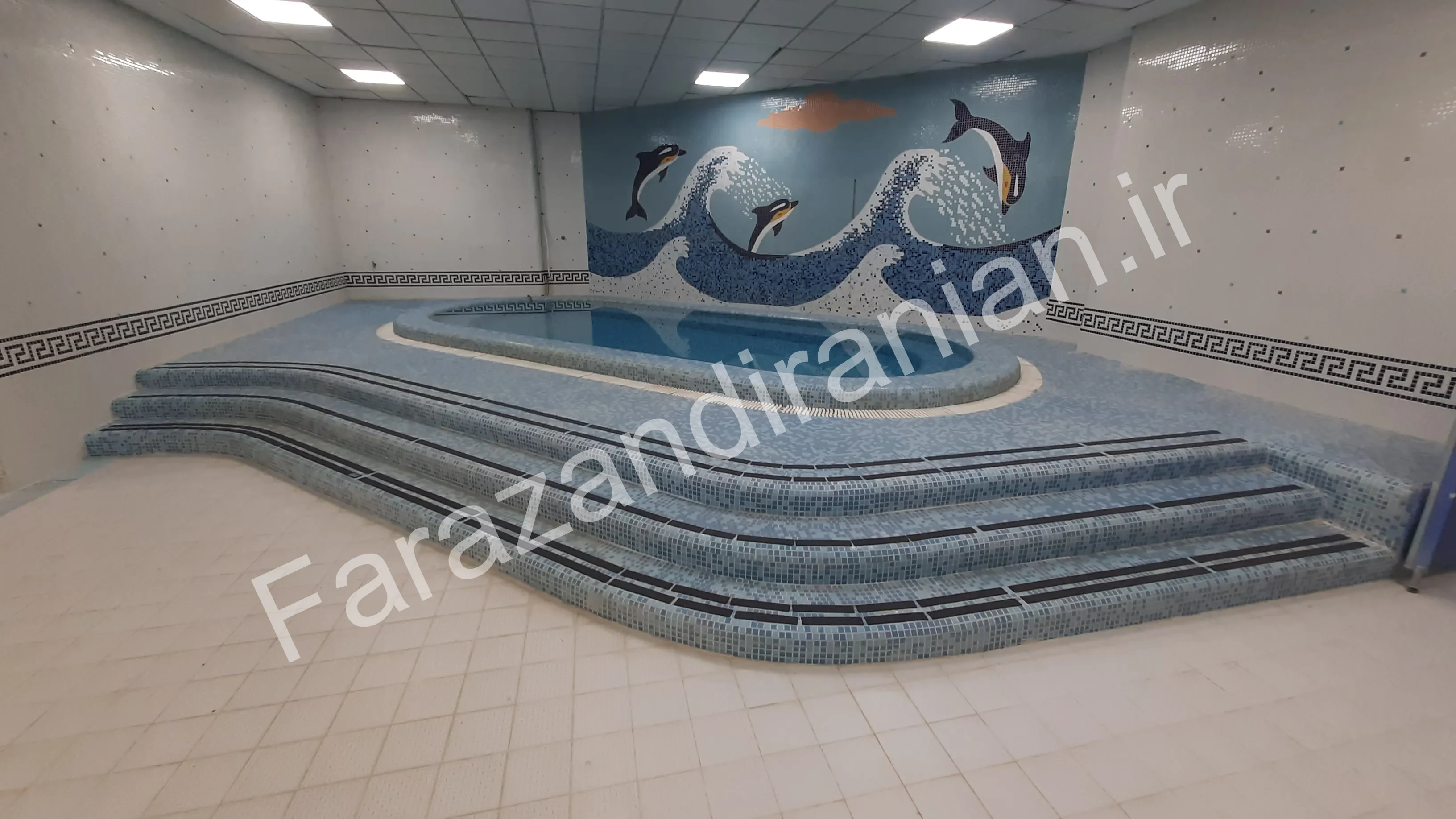 تصویر ۴۸ از اجرای نوار ضد لغزش در ورزشگاه باشگاه گلگهر سیرجان