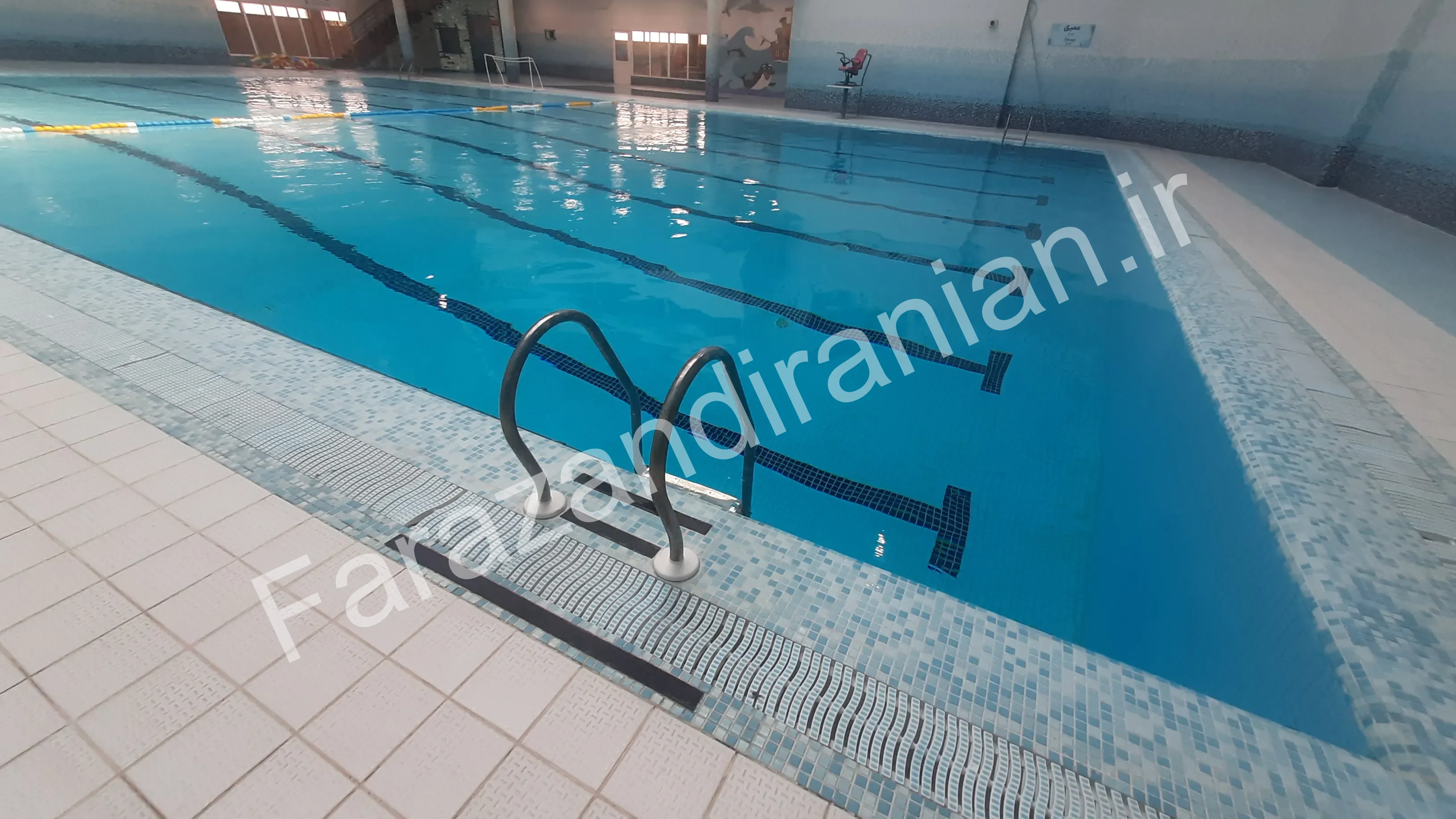 تصویر ۵۴ از اجرای نوار ضد لغزش در ورزشگاه باشگاه گلگهر سیرجان